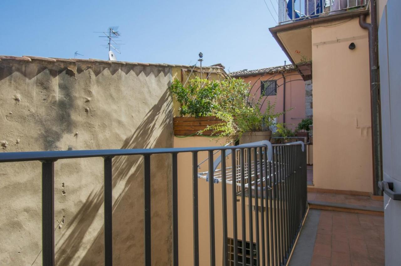 Altido Gorgeous Apt For 6 In The Historical Pisa Center Apartamento Exterior foto