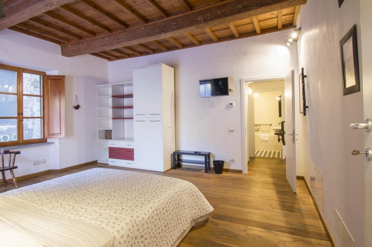 Altido Gorgeous Apt For 6 In The Historical Pisa Center Apartamento Exterior foto